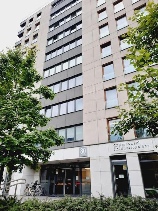 Apartament Z Podziemnym Parkingiem Ulica Wroclawska Cracovia Exterior foto